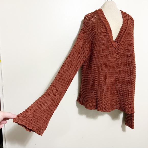 O’Neill Crotchet Knit V Neck Sweater L - Picture 3 of 7